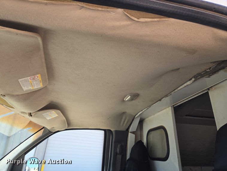 image for item EW0140 2003 Chevrolet Express utility van