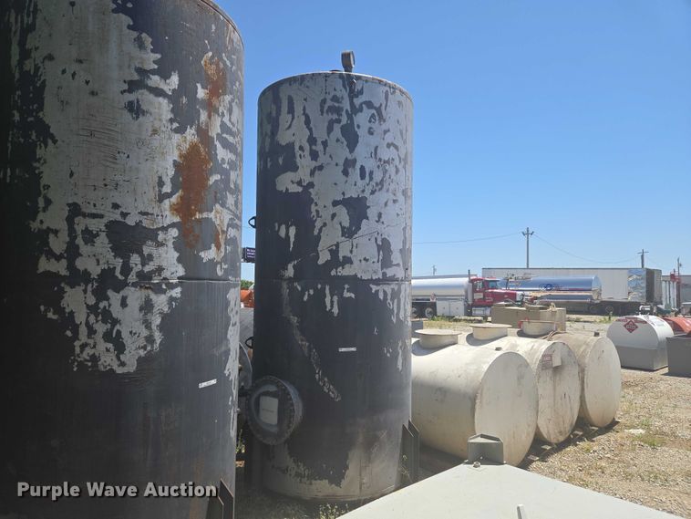 image for item EW0146 Oil tank