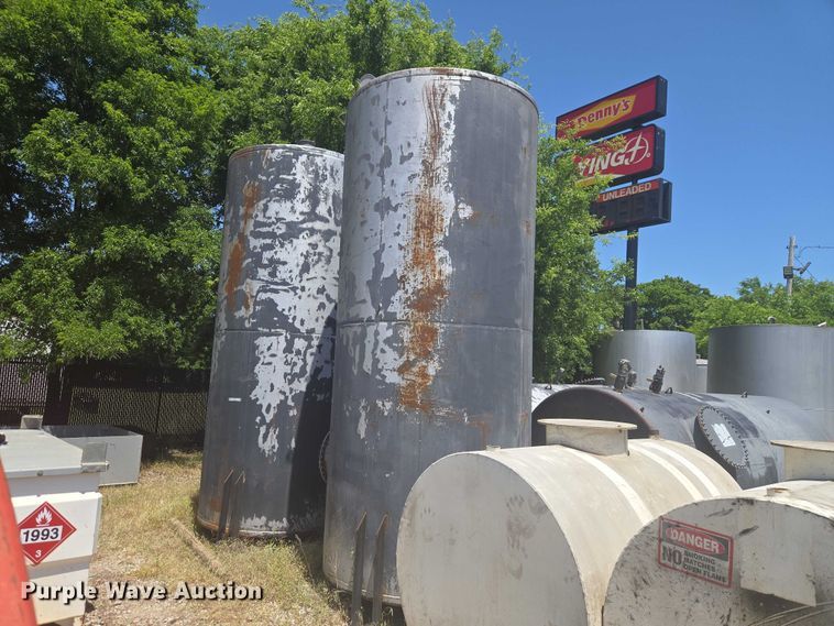 image for item EW0146 Oil tank