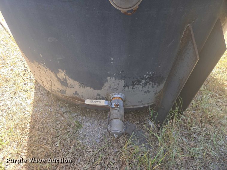 image for item EW0146 Oil tank