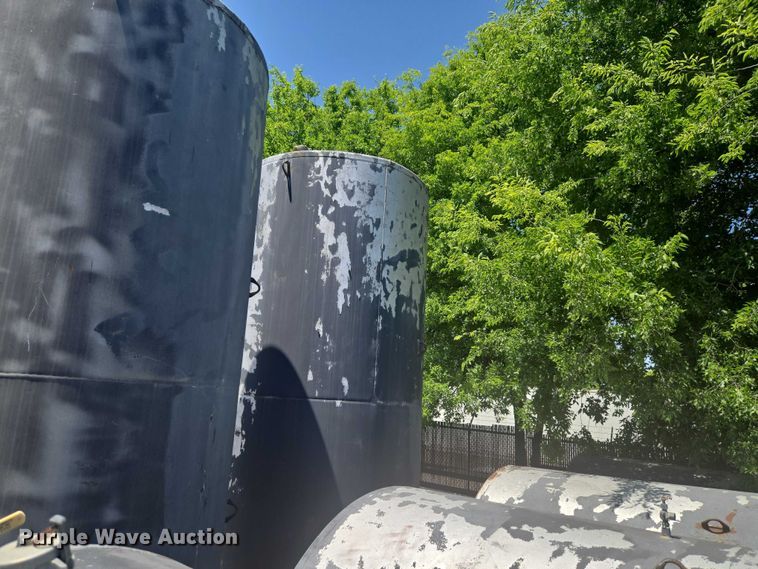 image for item EW0148 Oil tank