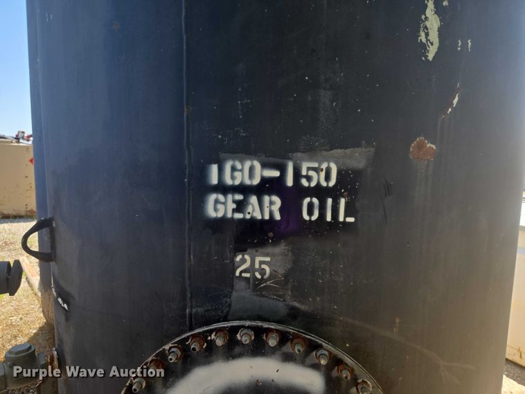 image for item EW0148 Oil tank