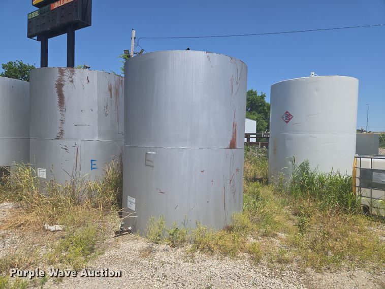image for item EW0150 Oil tank