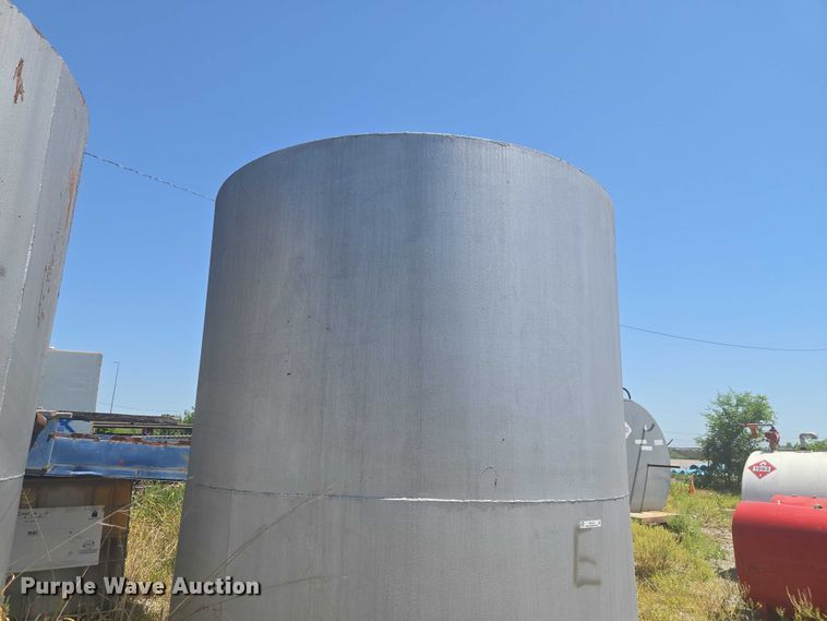 image for item EW0150 Oil tank