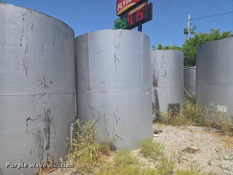 image for item EW0151 Oil tank