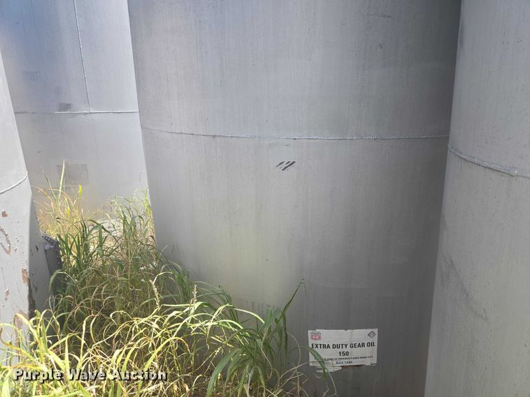 image for item EW0151 Oil tank