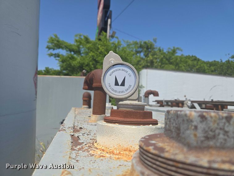 image for item EW0152 Oil tank
