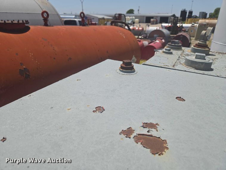 image for item EW0153 Oil tank