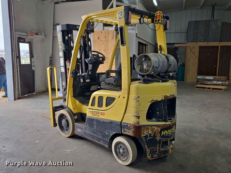 image for item EW0176 2020 Hyster S50FT forklift
