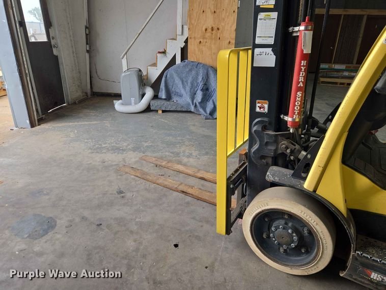 image for item EW0176 2020 Hyster S50FT forklift