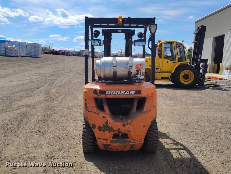 image for item EW1003 2019 Doosan G25-7 forklift