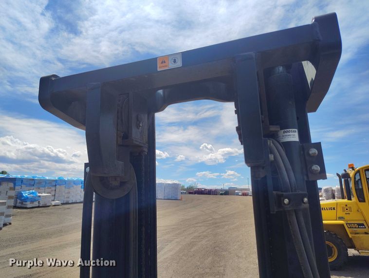 image for item EW1003 2019 Doosan G25-7 forklift