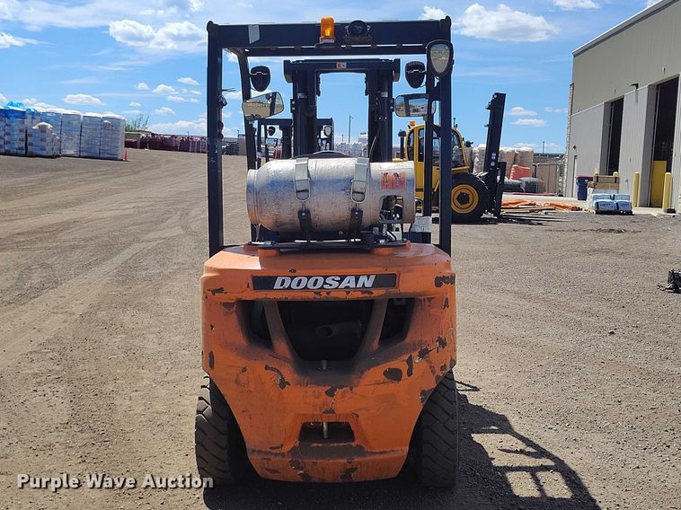 image for item EW1004 2019 Doosan G25-7 forklift