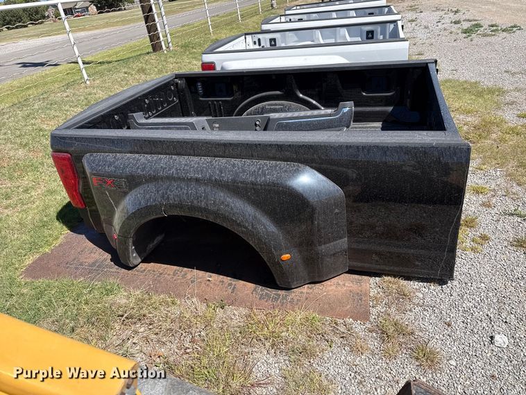 image for item EW4538 Ford pickup truck bed