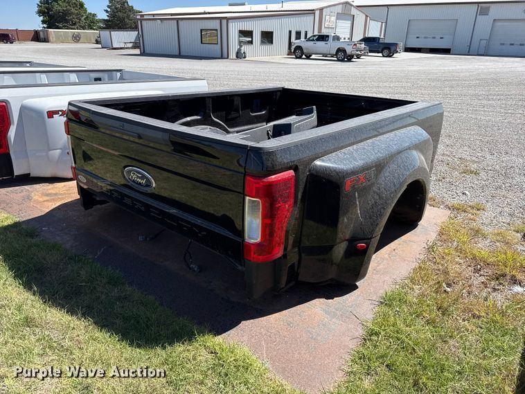 image for item EW4538 Ford pickup truck bed
