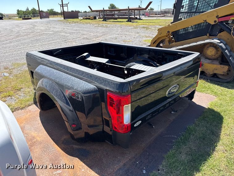 image for item EW4538 Ford pickup truck bed