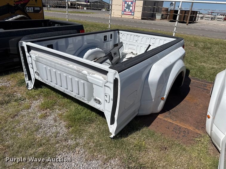 image for item EW4539 Ford pickup truck bed