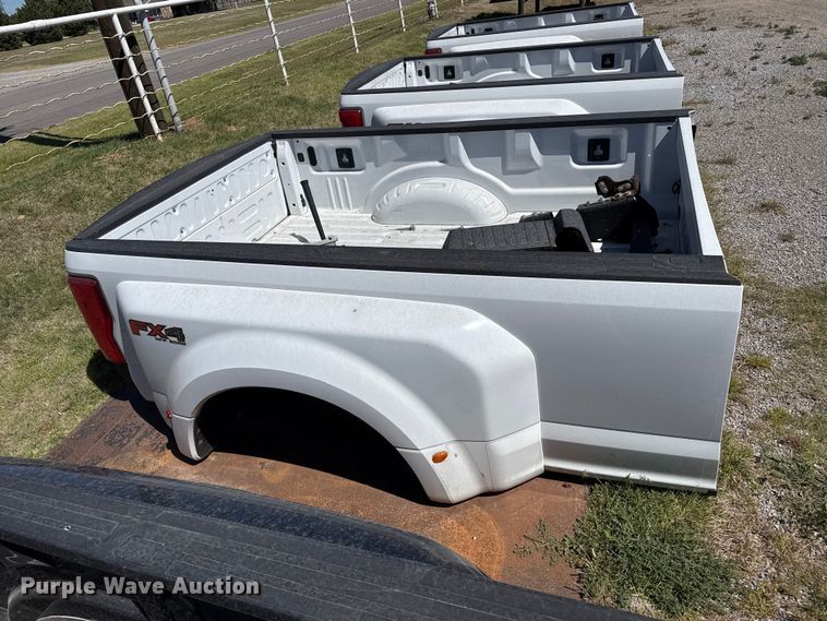 image for item EW4539 Ford pickup truck bed