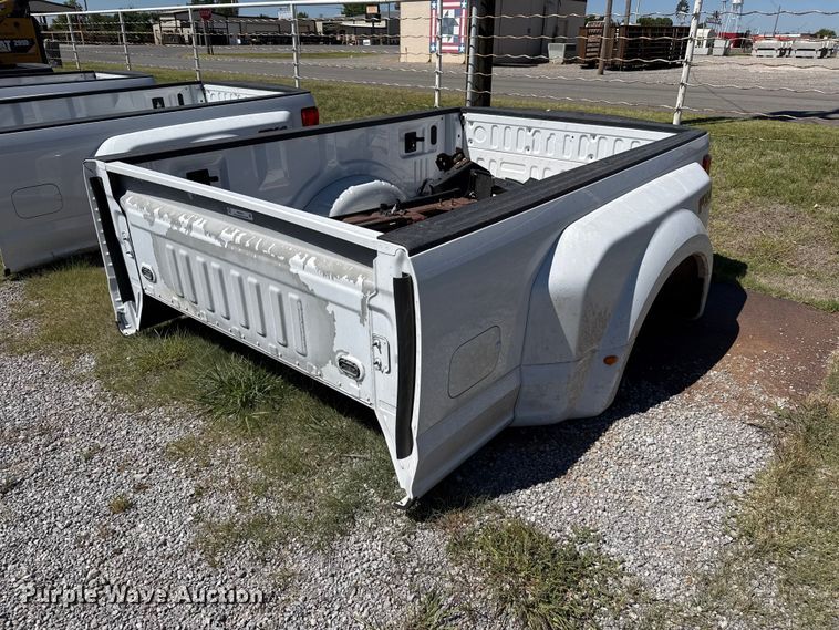 image for item EW4541 Ford pickup truck bed