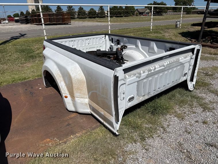image for item EW4541 Ford pickup truck bed