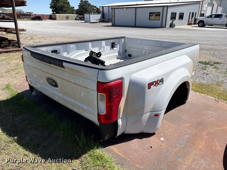 image for item EW4541 Ford pickup truck bed
