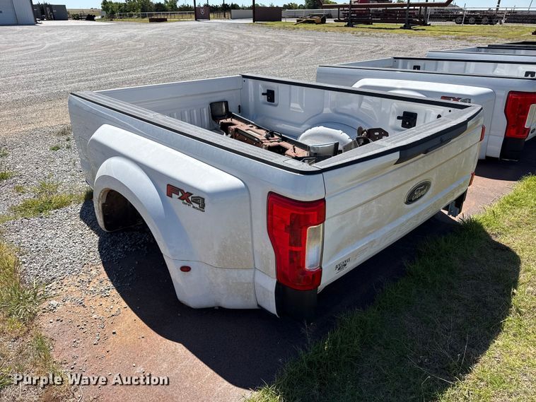 image for item EW4541 Ford pickup truck bed