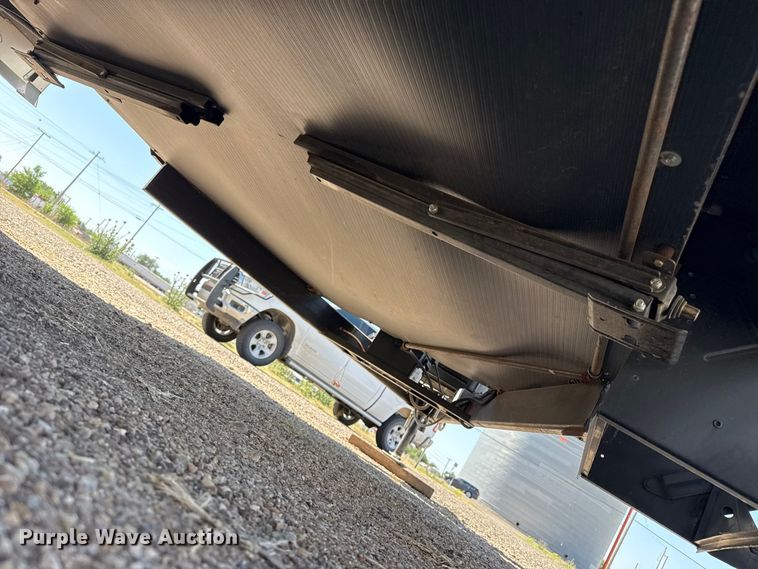 image for item EW4582 2011 Mesa Ridge MR243F camper