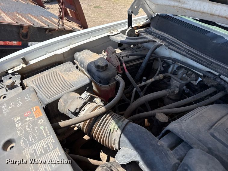 image for item EW4586 2013 Chevrolet Silverado 2500HD Crew Cab pickup truck