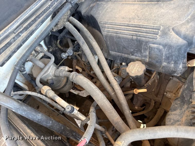 image for item EW4586 2013 Chevrolet Silverado 2500HD Crew Cab pickup truck
