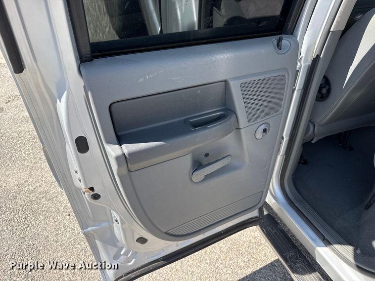 image for item EW4593 2007 Dodge Ram 1500 Crew Cab pickup truck