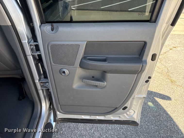 image for item EW4593 2007 Dodge Ram 1500 Crew Cab pickup truck