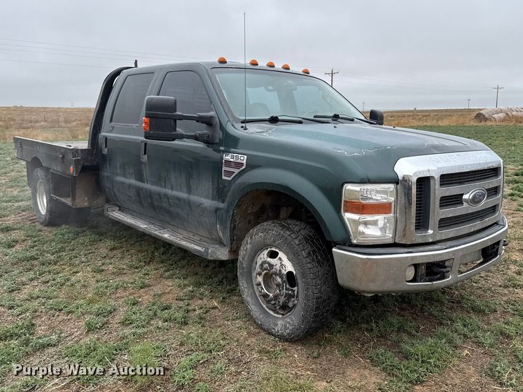 image for item FB6495 2008 Ford F350  Super Duty Crew Cab dump flatbed pickup truck