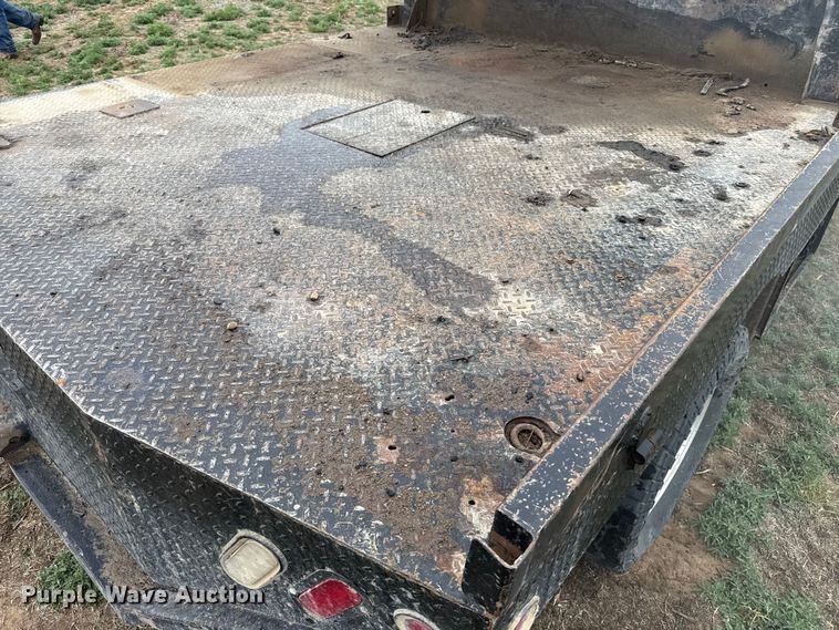 image for item FB6495 2008 Ford F350  Super Duty Crew Cab dump flatbed pickup truck