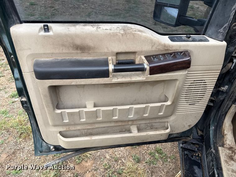 image for item FB6495 2008 Ford F350  Super Duty Crew Cab dump flatbed pickup truck