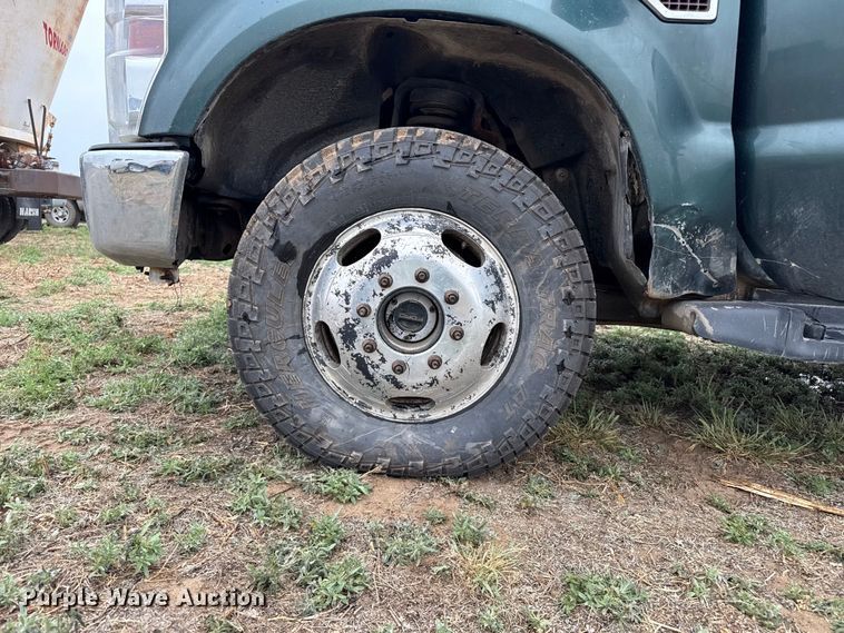 image for item FB6495 2008 Ford F350  Super Duty Crew Cab dump flatbed pickup truck