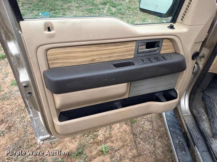image for item FB6497 2011 Ford F150 Crew Cab pickup truck