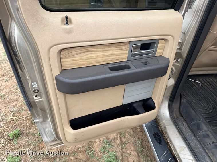 image for item FB6497 2011 Ford F150 Crew Cab pickup truck