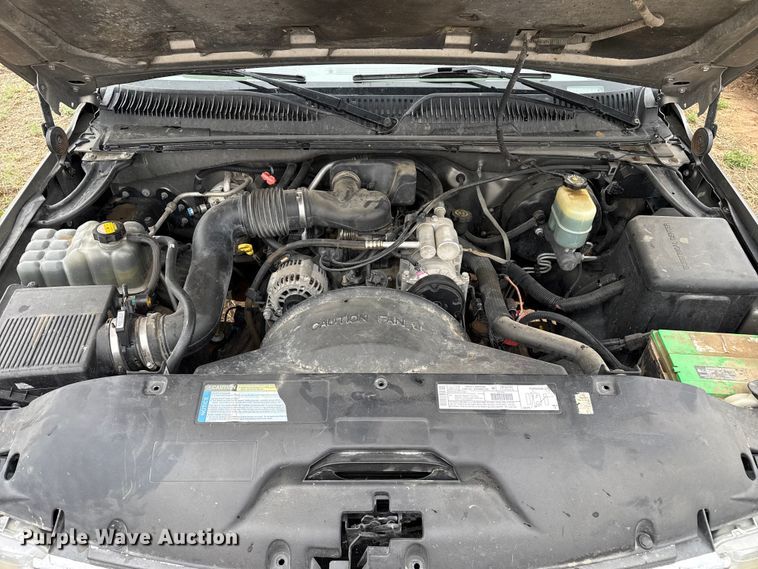 image for item FB6498 2000 Chevrolet Silverado 1500 pickup truck