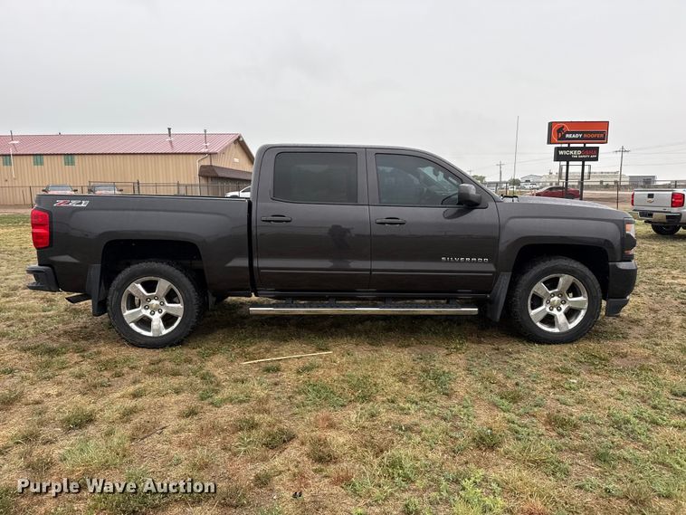 image for item FB6517 2016 Chevrolet Silverado 1500 Crew Cab pickup truck