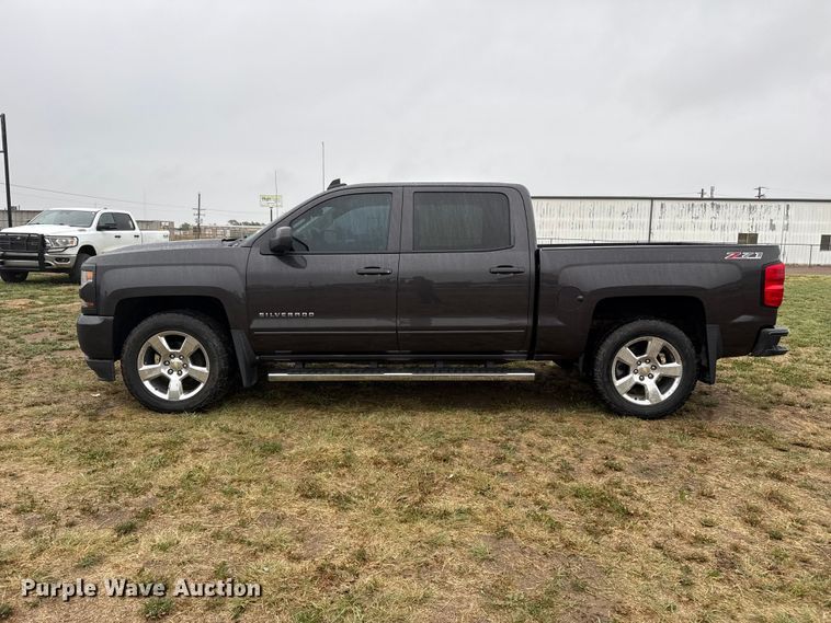 image for item FB6517 2016 Chevrolet Silverado 1500 Crew Cab pickup truck