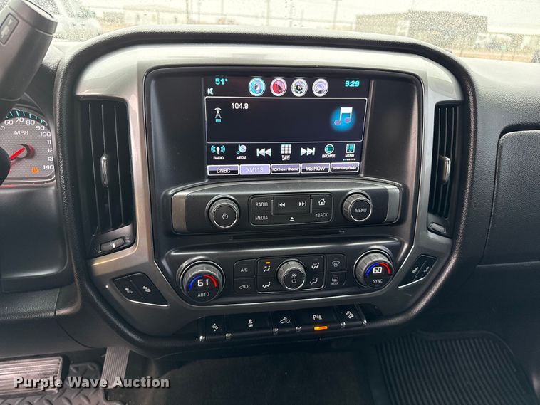 image for item FB6517 2016 Chevrolet Silverado 1500 Crew Cab pickup truck