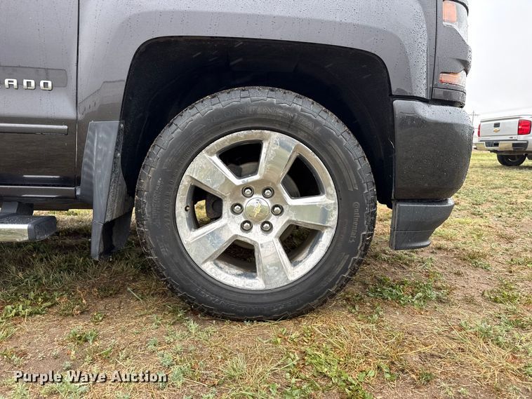 image for item FB6517 2016 Chevrolet Silverado 1500 Crew Cab pickup truck