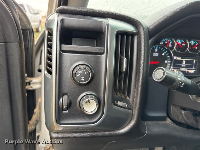 image for item FB6518 2014 Chevrolet Silverado 1500 Ext. Cab pickup truck