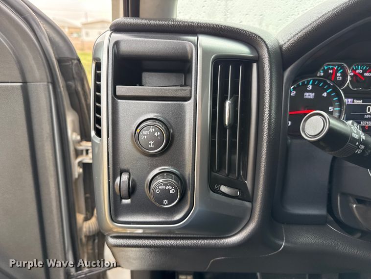 image for item FB6519 2015 Chevrolet Silverado 1500 Ext. Cab pickup truck