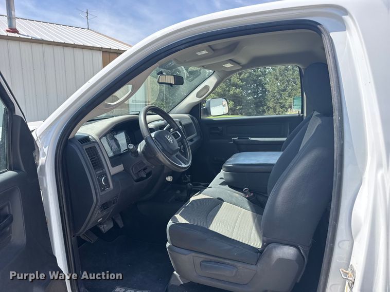 image for item FB7390 2011 Dodge Ram 2500 pickup truck