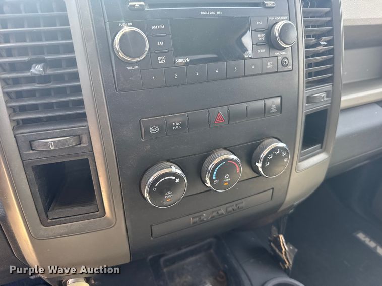 image for item FB7390 2011 Dodge Ram 2500 pickup truck