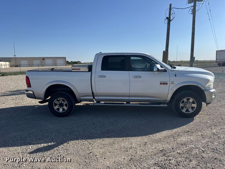 image for item FB7398 2012 Dodge Ram 2500 Crew Cab pickup truck
