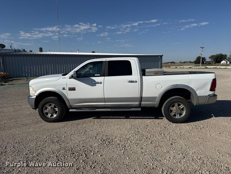 image for item FB7398 2012 Dodge Ram 2500 Crew Cab pickup truck