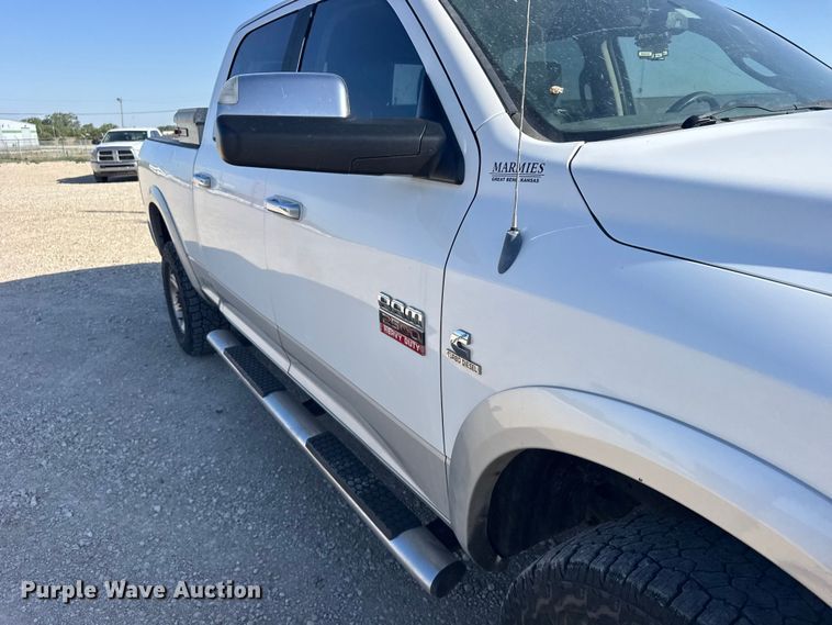 image for item FB7398 2012 Dodge Ram 2500 Crew Cab pickup truck