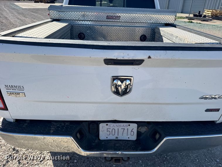 image for item FB7398 2012 Dodge Ram 2500 Crew Cab pickup truck